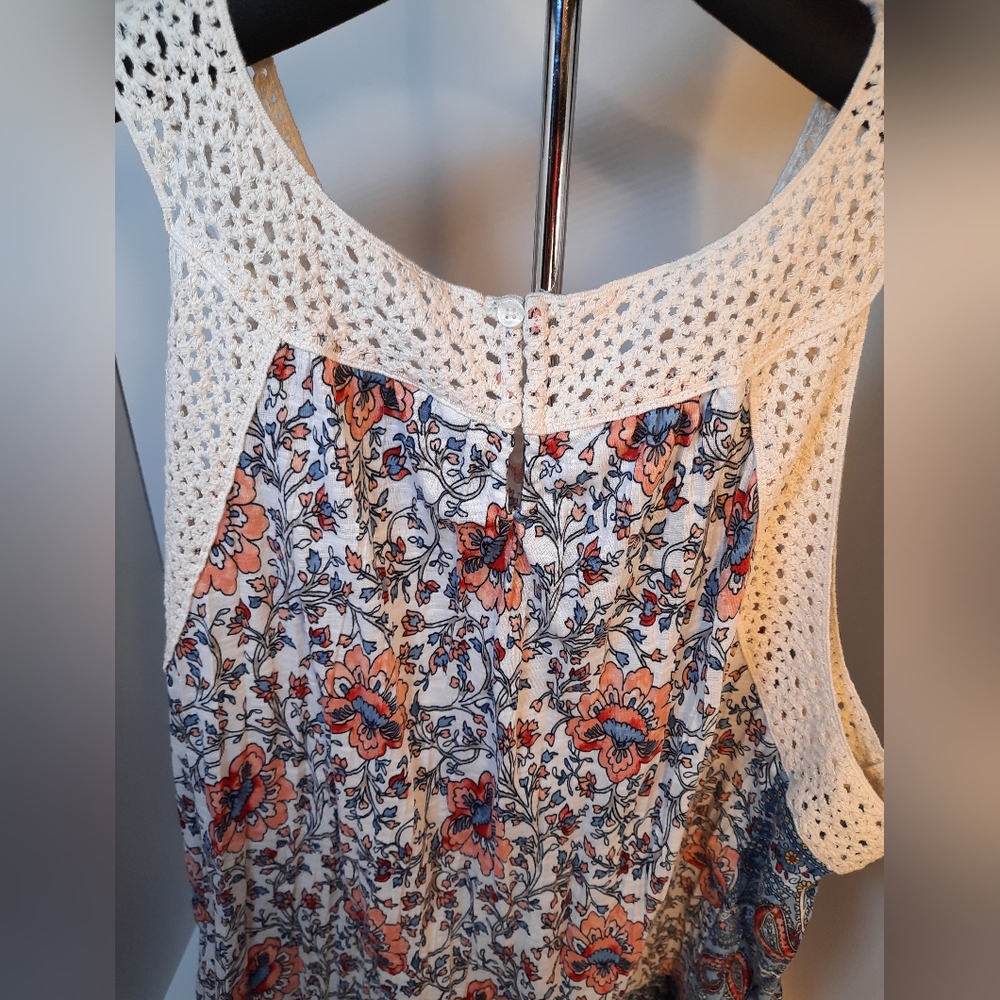 Cato Fashion Loose Fit Blue and White with Floral Tank Top with Crochet Trim. - Picture 5 of 12